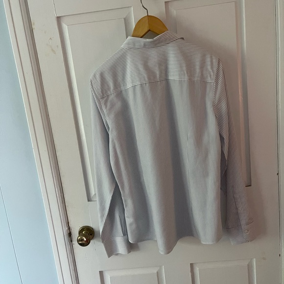 Blue and white striped shirt - Picture 3 of 3